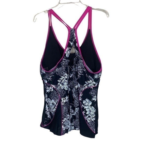 Women’s tankini black and white size 3X  bathing suit top razor back - Picture 2 of 5